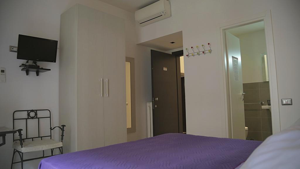 Your Rome In Piazza Mazzini Hotel Room photo